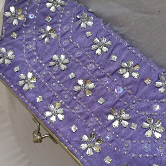 Women's Lavender Clutch/Evening bag - Picture 6 of 6